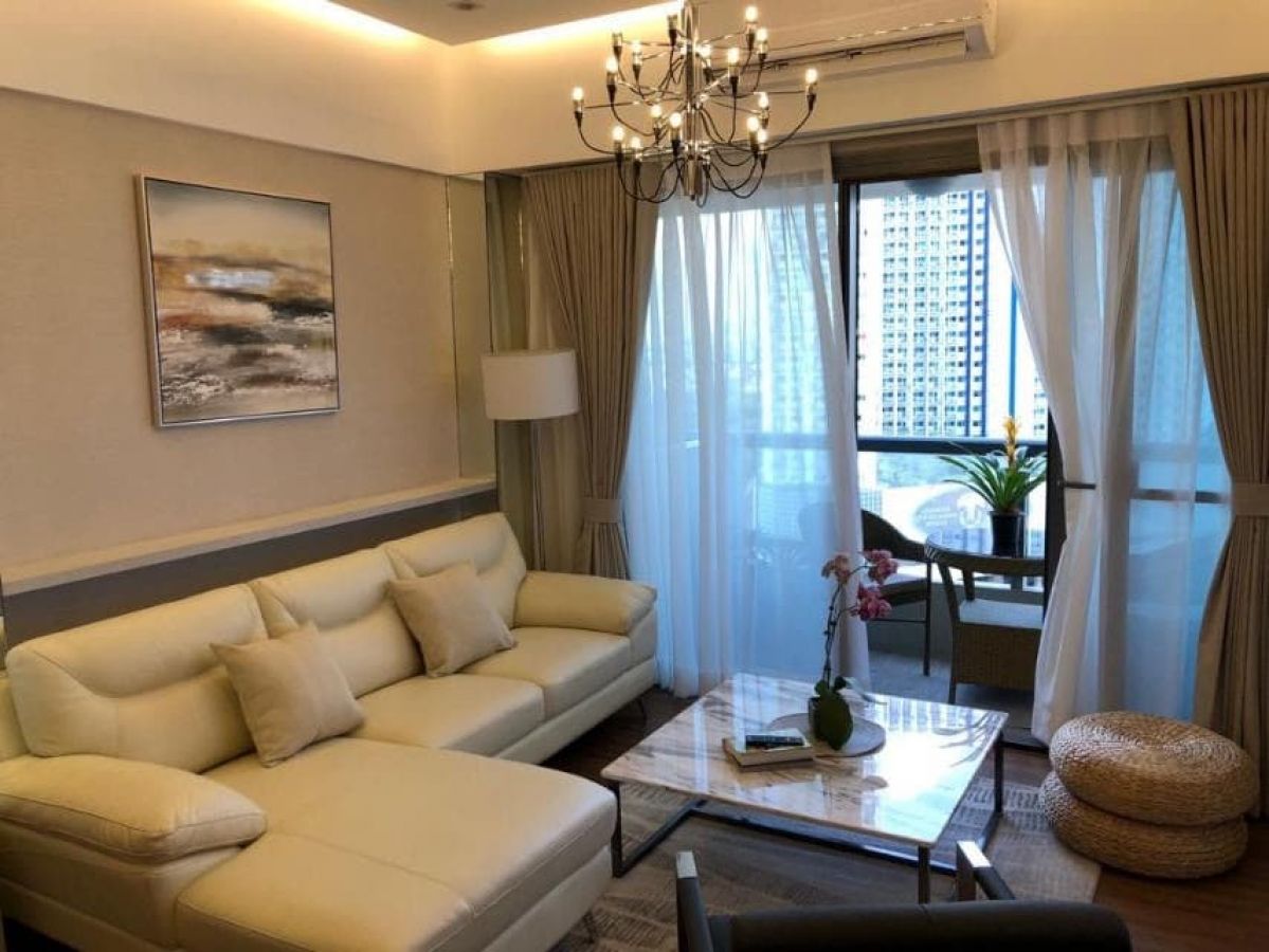 "For RENT Beautiful 2BR Fully-Furnished with 2 Parking at Shang Salcedo, Makati"04