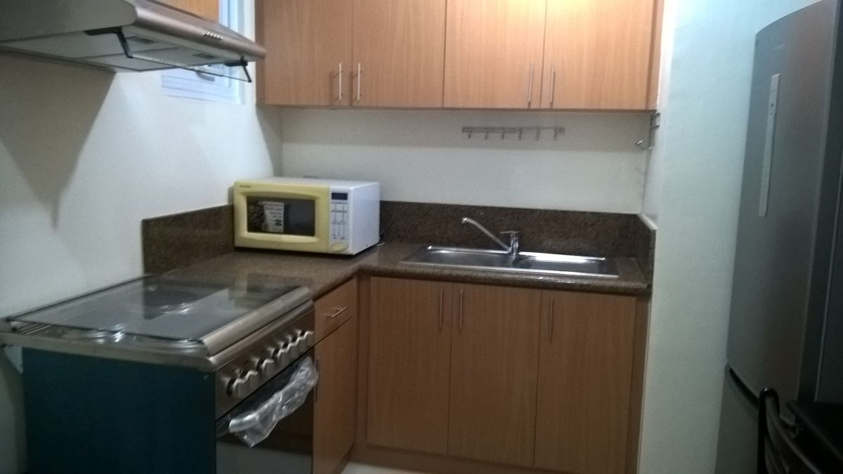 Condo for rent or lease 1 BR Furnished in Trion Tower BGC Taguig02