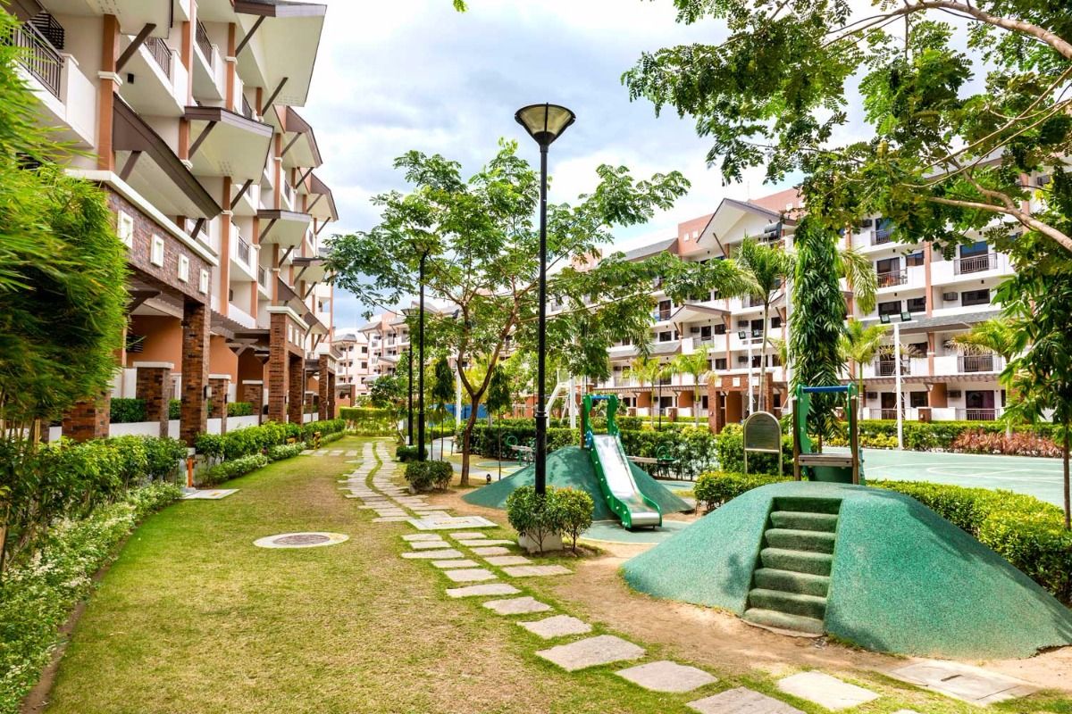 2BR Condo for Rent in Paranaque Siena Park Residences Fully furnished06