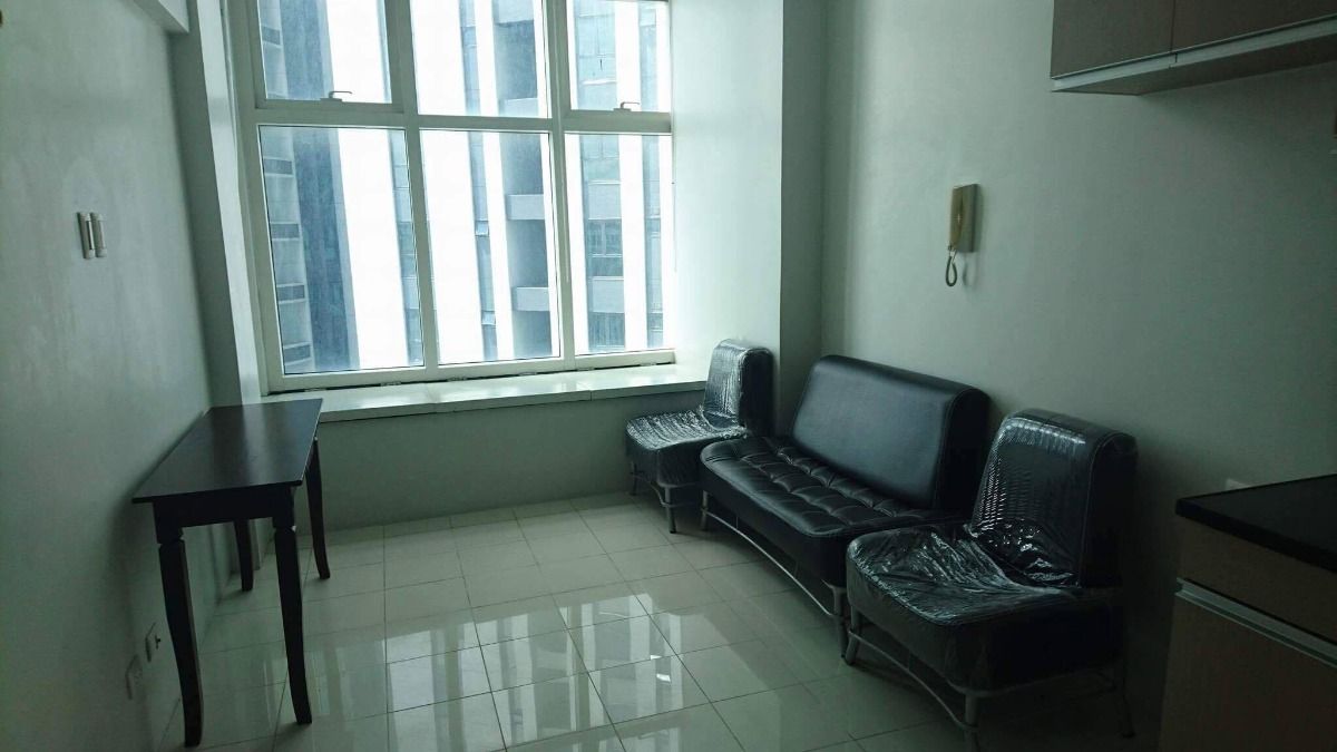 Semi Furnished Condo For Rent at Eton Emerald Loft Ortigas Center Pasig03