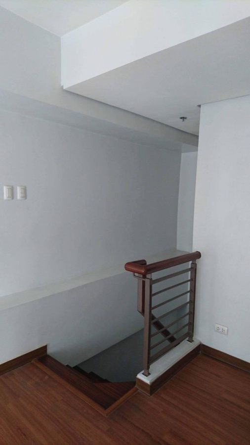 Semi Furnished Condo For Rent at Eton Emerald Loft Ortigas Center Pasig05