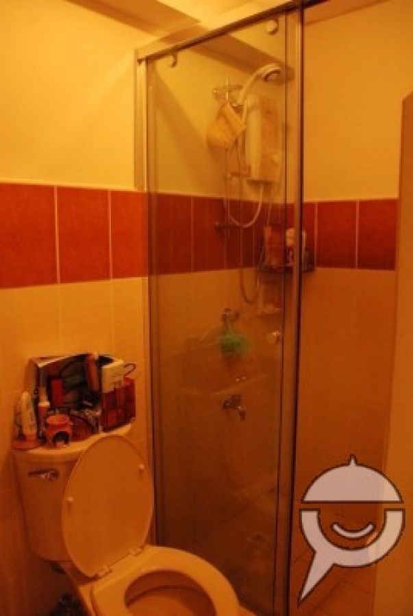 "Studio For Rent at Grand Emerald Tower OrtigasCenter, Pasig City"04