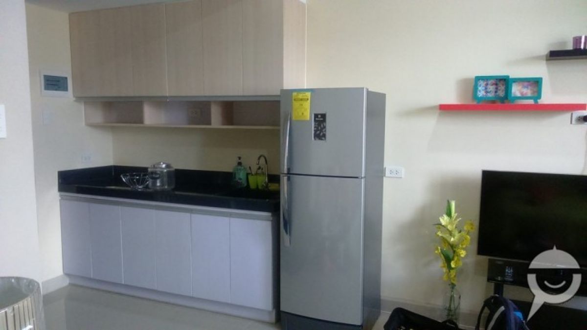 Brand New Fully Furnished Condo05