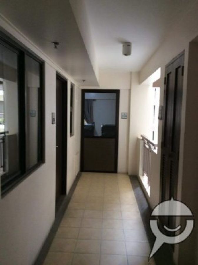 FOR RENT CONDO UNIT IN PARANAQUE 5 MINS AWAY FROM NAIA02