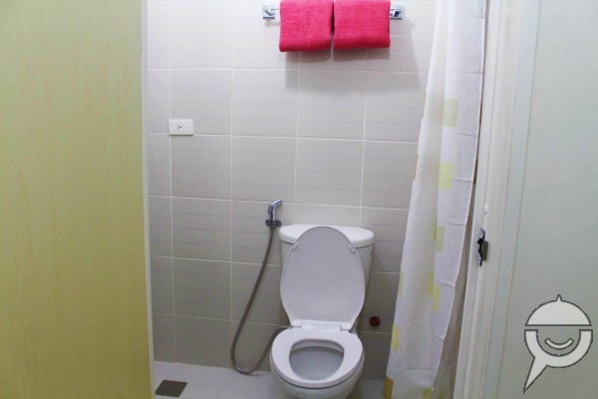 Condo for Rent with Free High Speed Internet in Makati06
