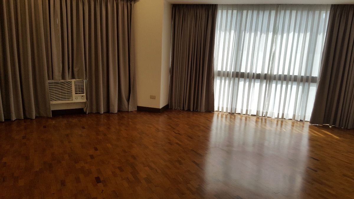 For lease: Renovated 4 bedroom at Ritz Tower Makati03
