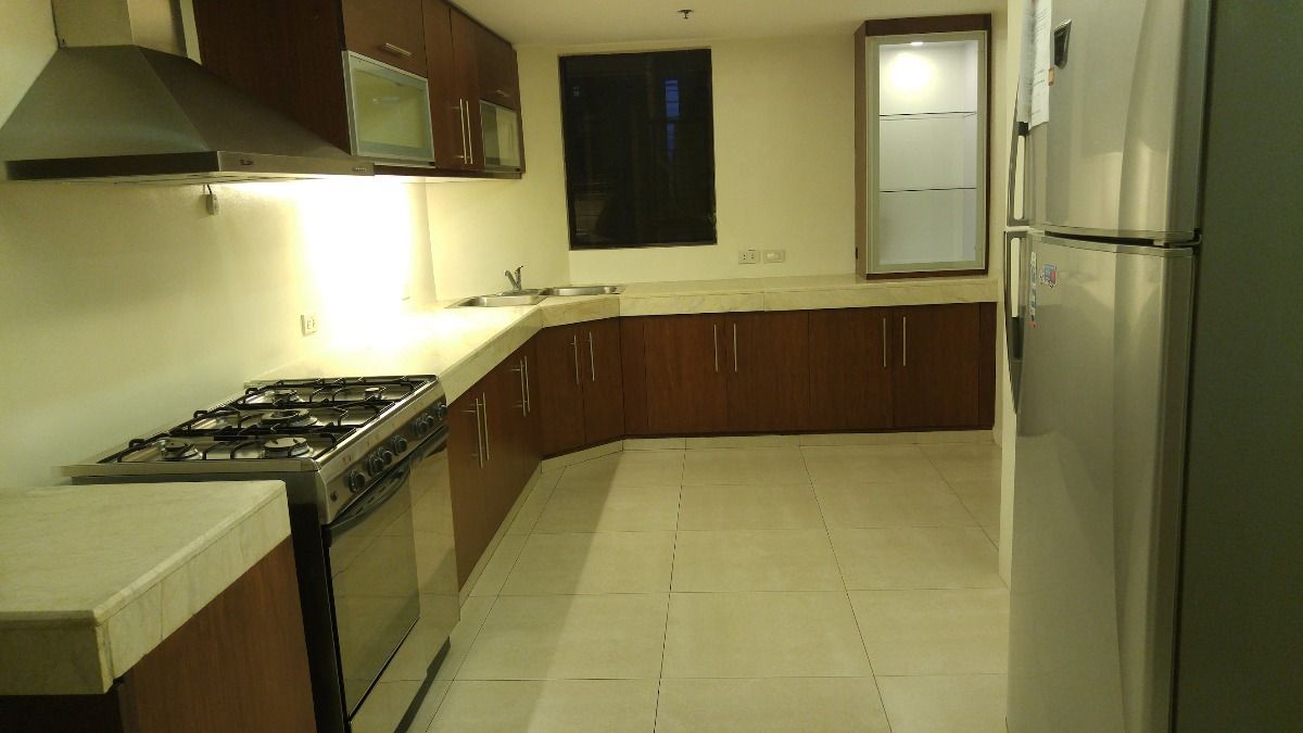 For lease: Renovated 4 bedroom at Ritz Tower Makati07