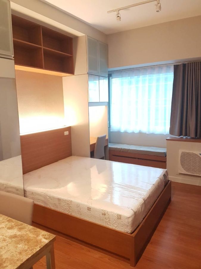 Nice Studio Unit For Rent in Eton Tower Makati Near Greenbelt06