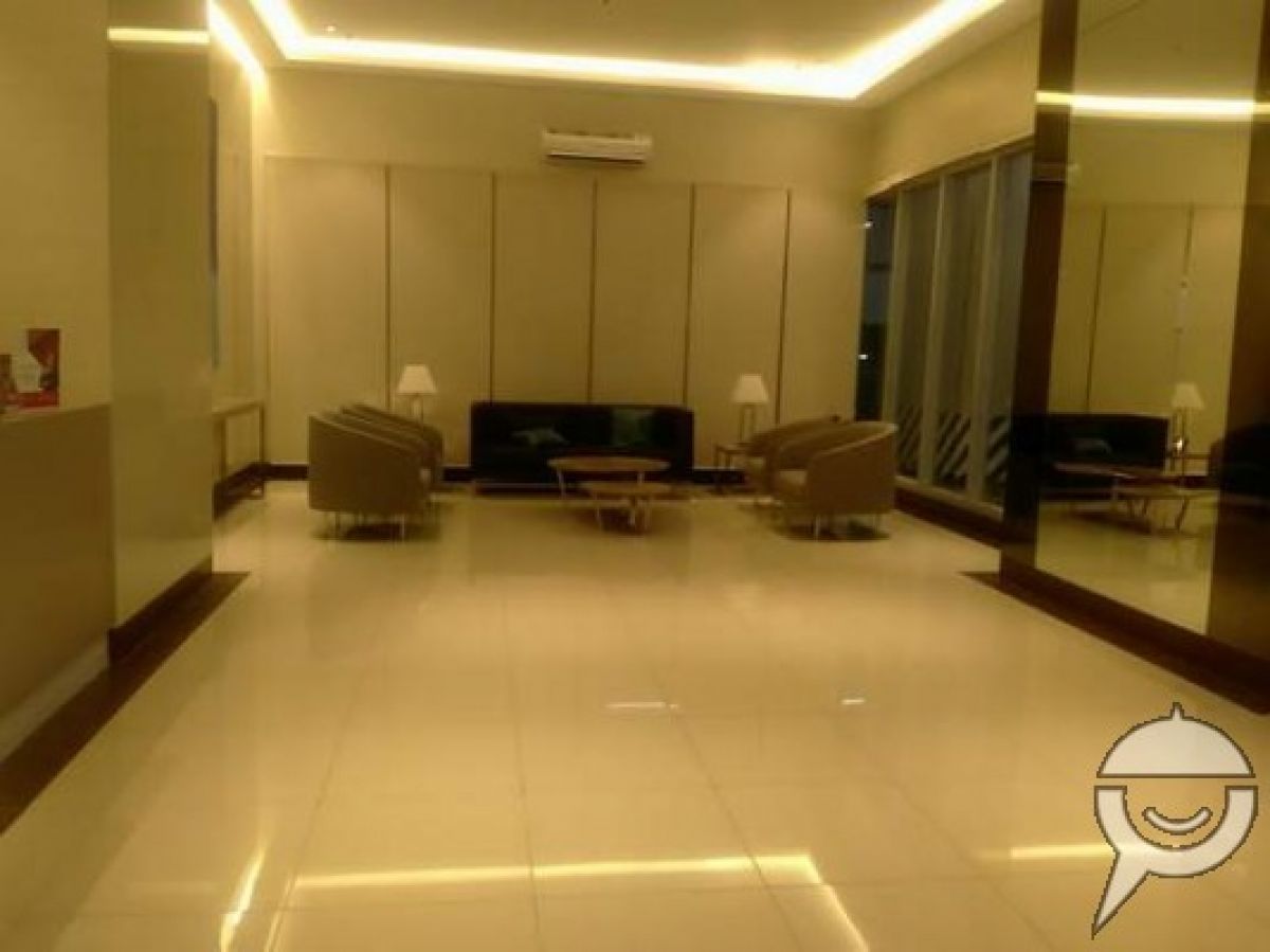 Studio Unit with Parking03