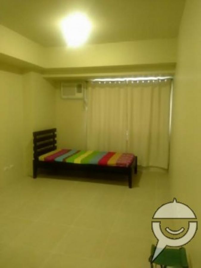 Studio Unit with Parking05