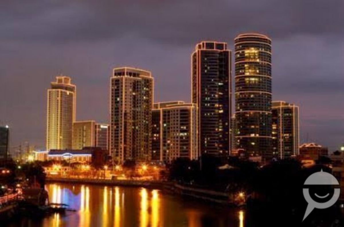 "AMORSOLO ROCKWELL MAKATI Condo 3br Corner Unit for Rent 160,000"03