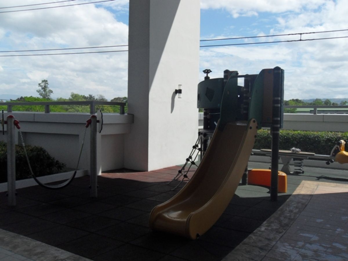 1 Bedroom Condo Near Ateneo For Rent SM Berkeley10