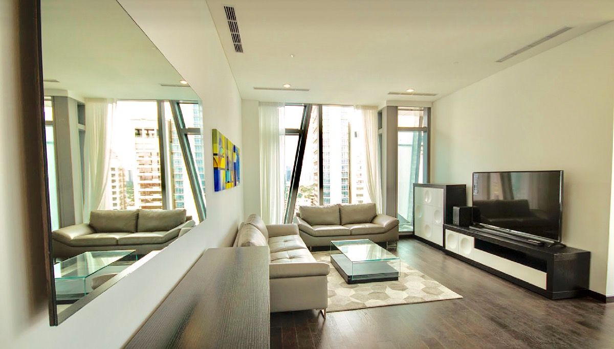 Spacious Brand New 2 Bedroom Unit for Lease at Trump Tower Manila08