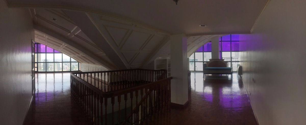 3 Floors Penthouse For Rent Renaissance Tower Near Ortigas CBD02