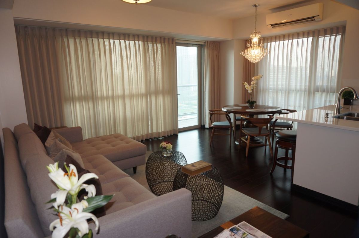 2BR for Lease East Tower One Serendra04
