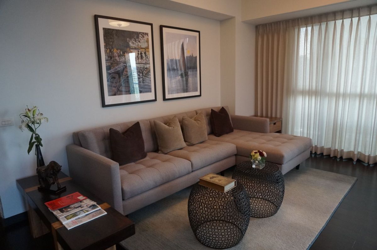 2BR for Lease East Tower One Serendra07