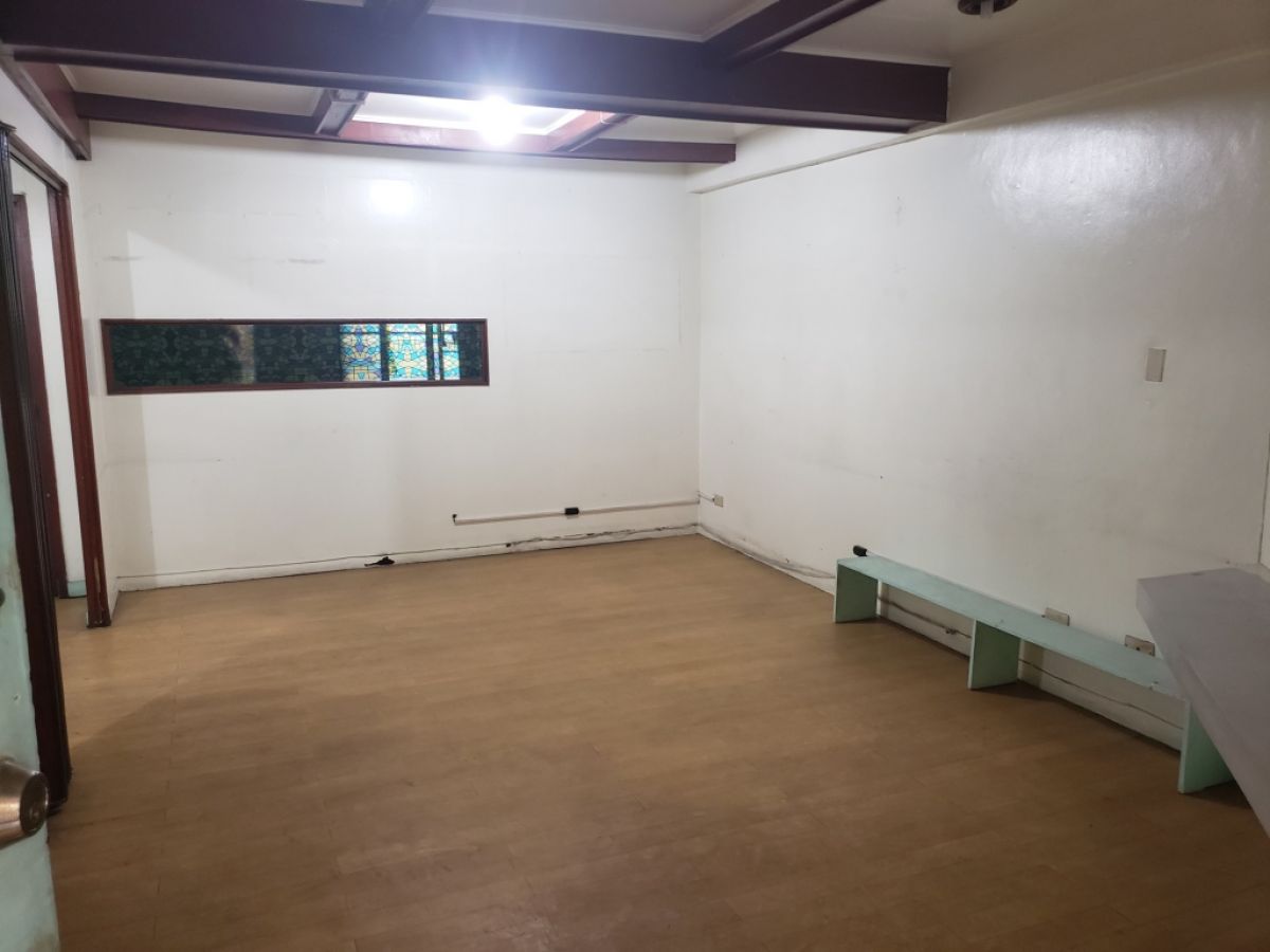 Makati Sarmiento 76 sqm 2 Bedroom Condo Unit For Lease03