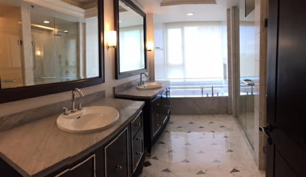 Three Bedrooms for rent in Ayala ave. Makati City03