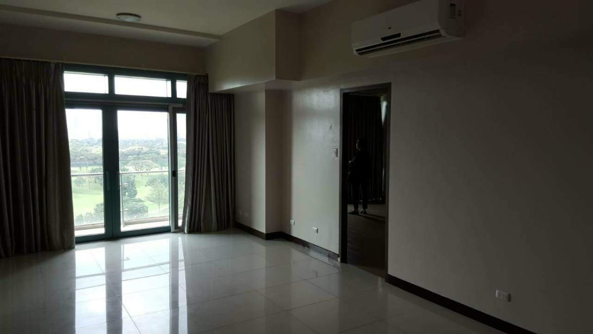 Two Bedroom For Rent in 8 Forbes town Road05
