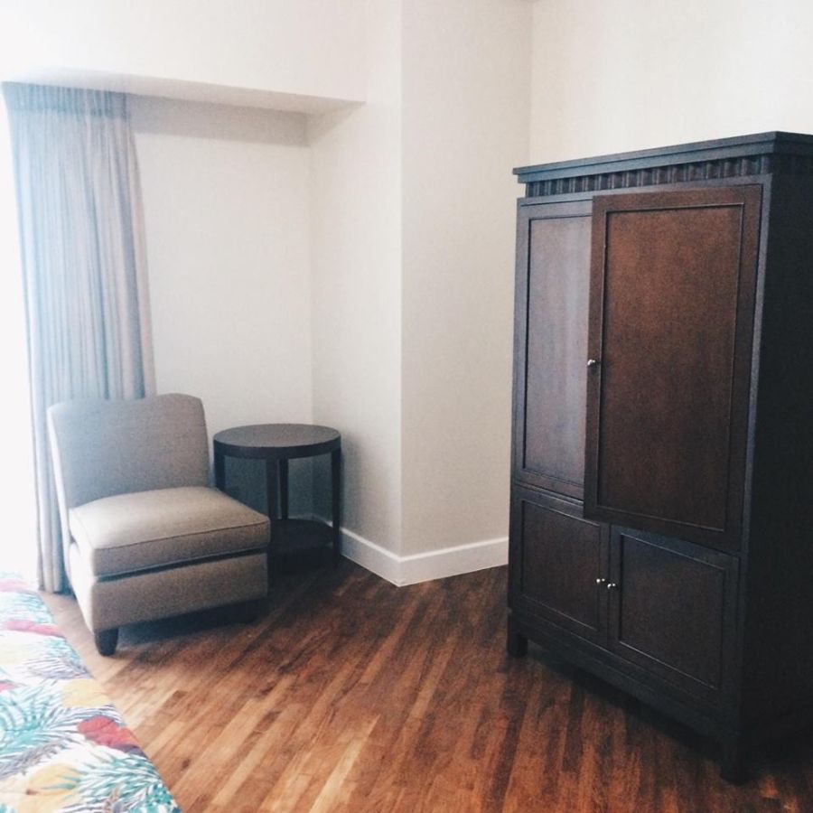 "Luna Gardens - 3 Bedroom, furnished w parking, 247sqm, Rockwell"03