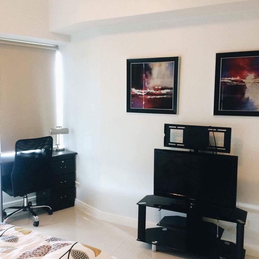 "For Rent Lease: One Rockwell - 3 Bedroom, furnished with parking, 127sqm"07