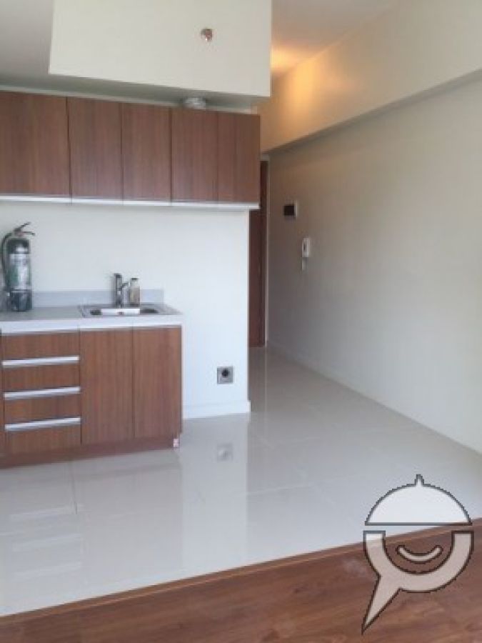 "Office Space for Rent in Eton Tower Makati, 22-28sqm Lot in Dela Rosa St. corner V. A. Rufino St, Makati, Bernadette Tud"06