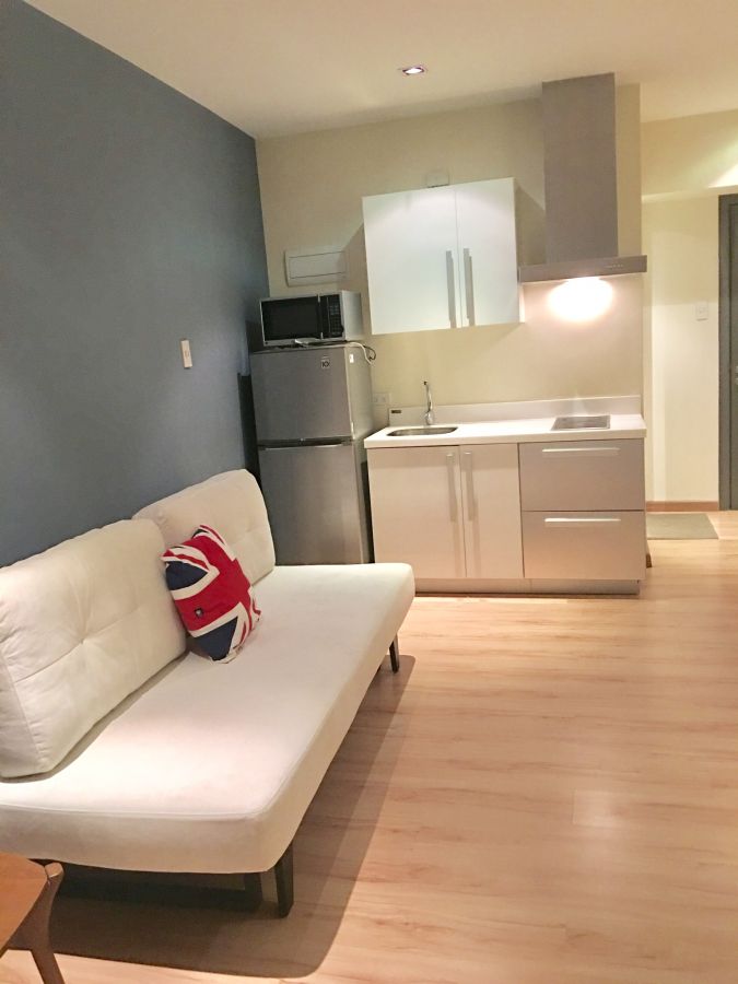 Fully Furnished Studio Unit For Lease at Knightsbridge Residences Makati08
