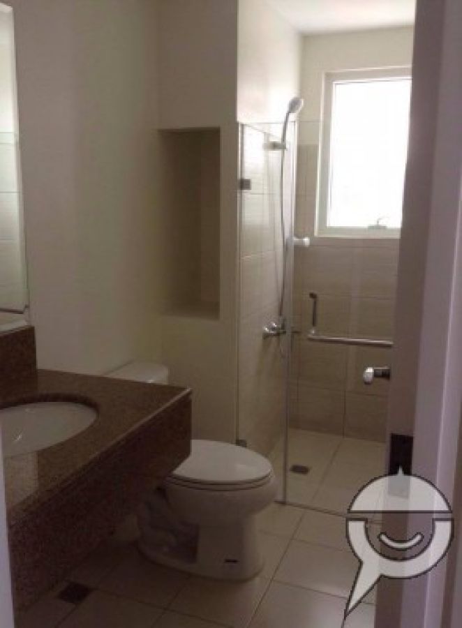 2 Bedroom Fully Furnished with parking @ Grand Midori Makati04