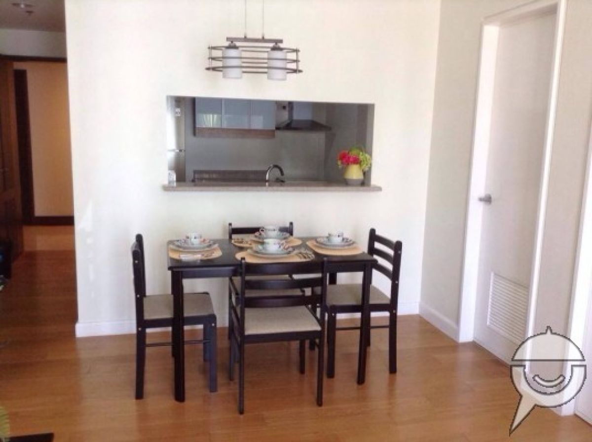 2 Bedroom Fully Furnished with parking @ Grand Midori Makati08