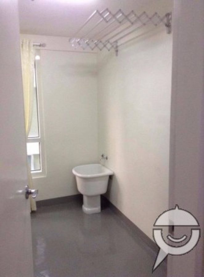 2 Bedroom Fully Furnished with parking @ Grand Midori Makati09