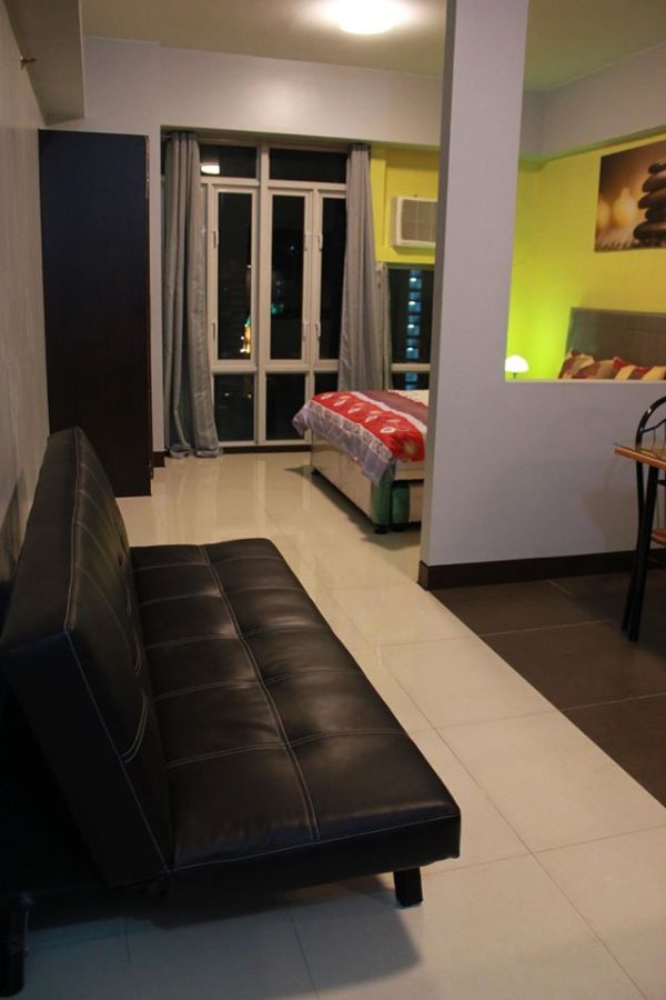 Furnished Studio Deluxe Unit For Rent in Stamford Residences Mckinley Hill08