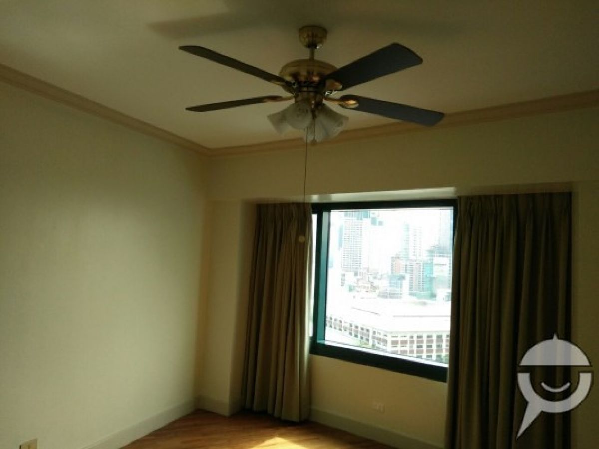"3 BEDROOMS FOR RENT IN RIZAL TOWER,ROCKWELL, MAKATI CITY"05