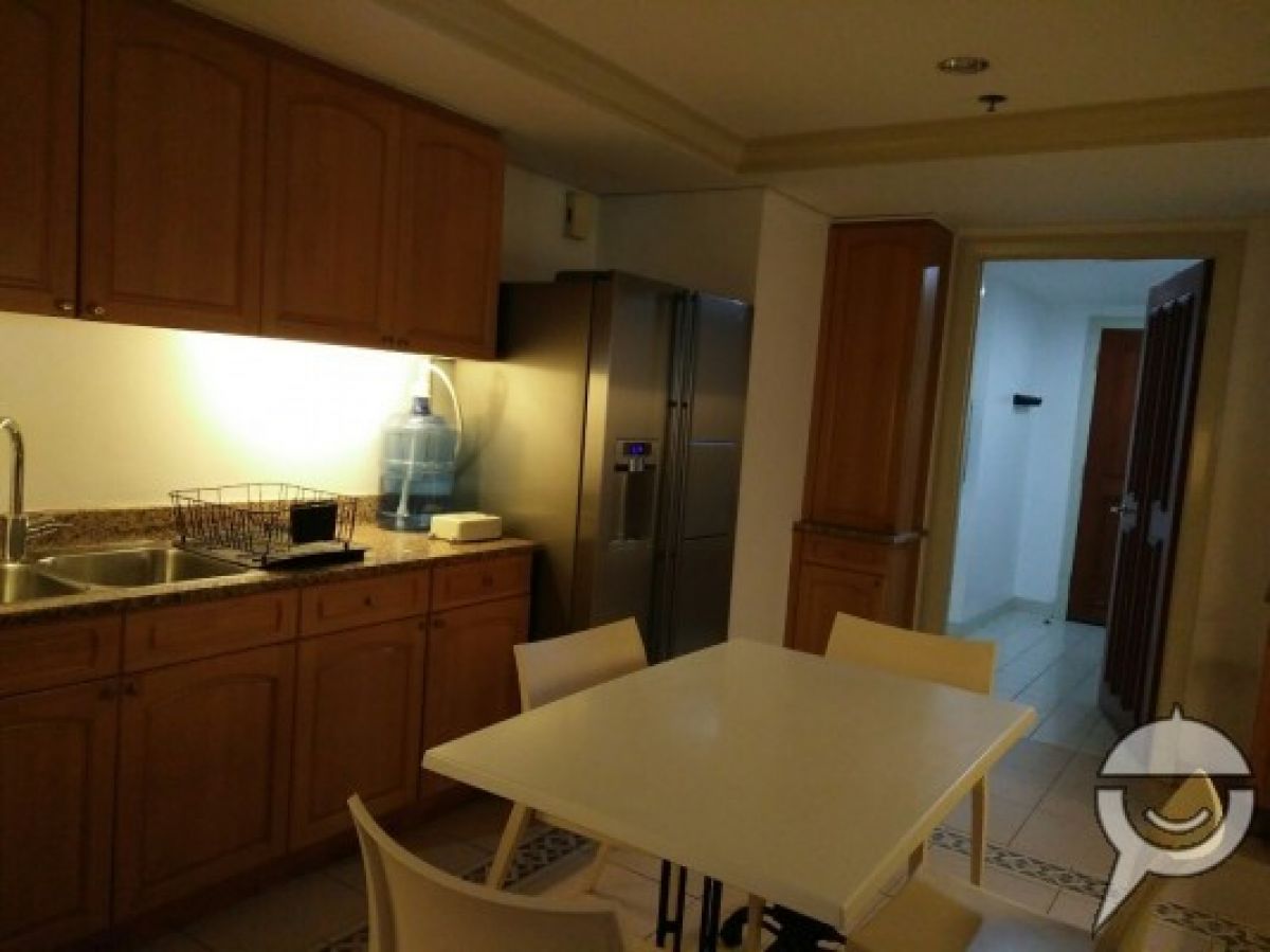 "3 BEDROOMS FOR RENT IN RIZAL TOWER,ROCKWELL, MAKATI CITY"06
