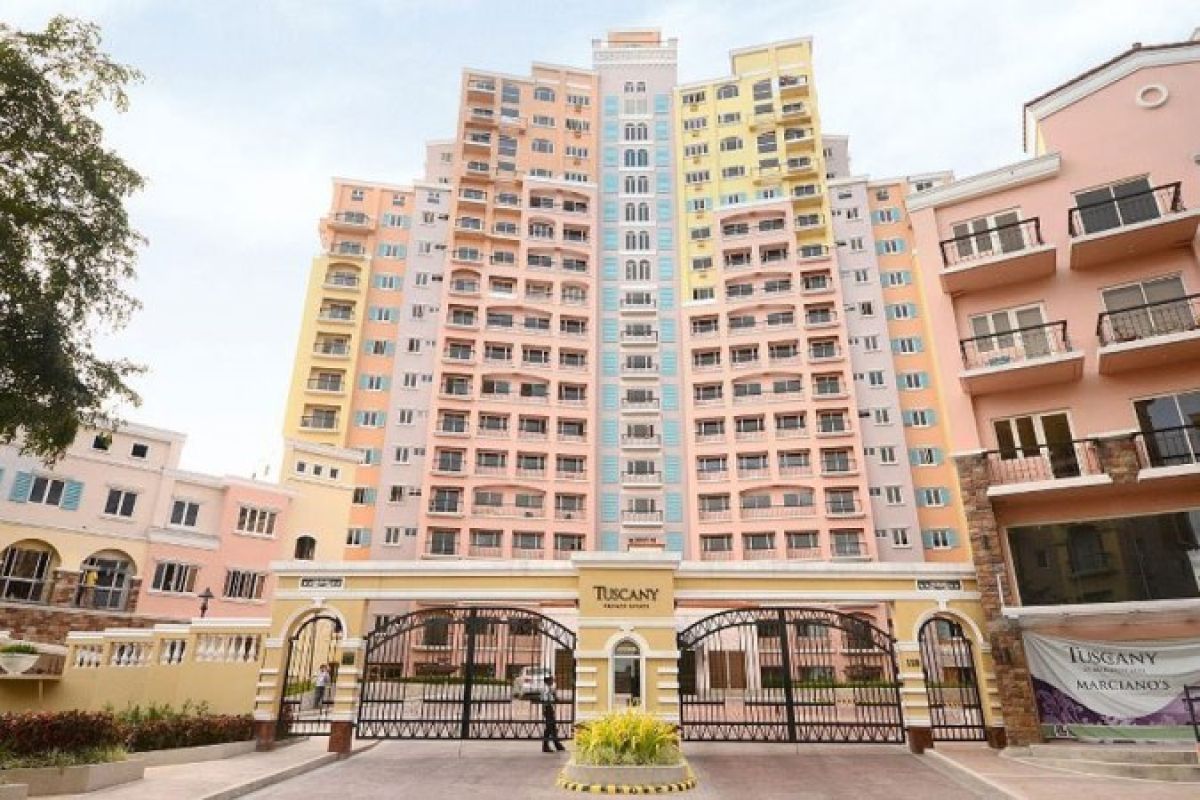 1 Bedroom Loft Type  Tuscany Private Estates McKinley Hill For Rent08