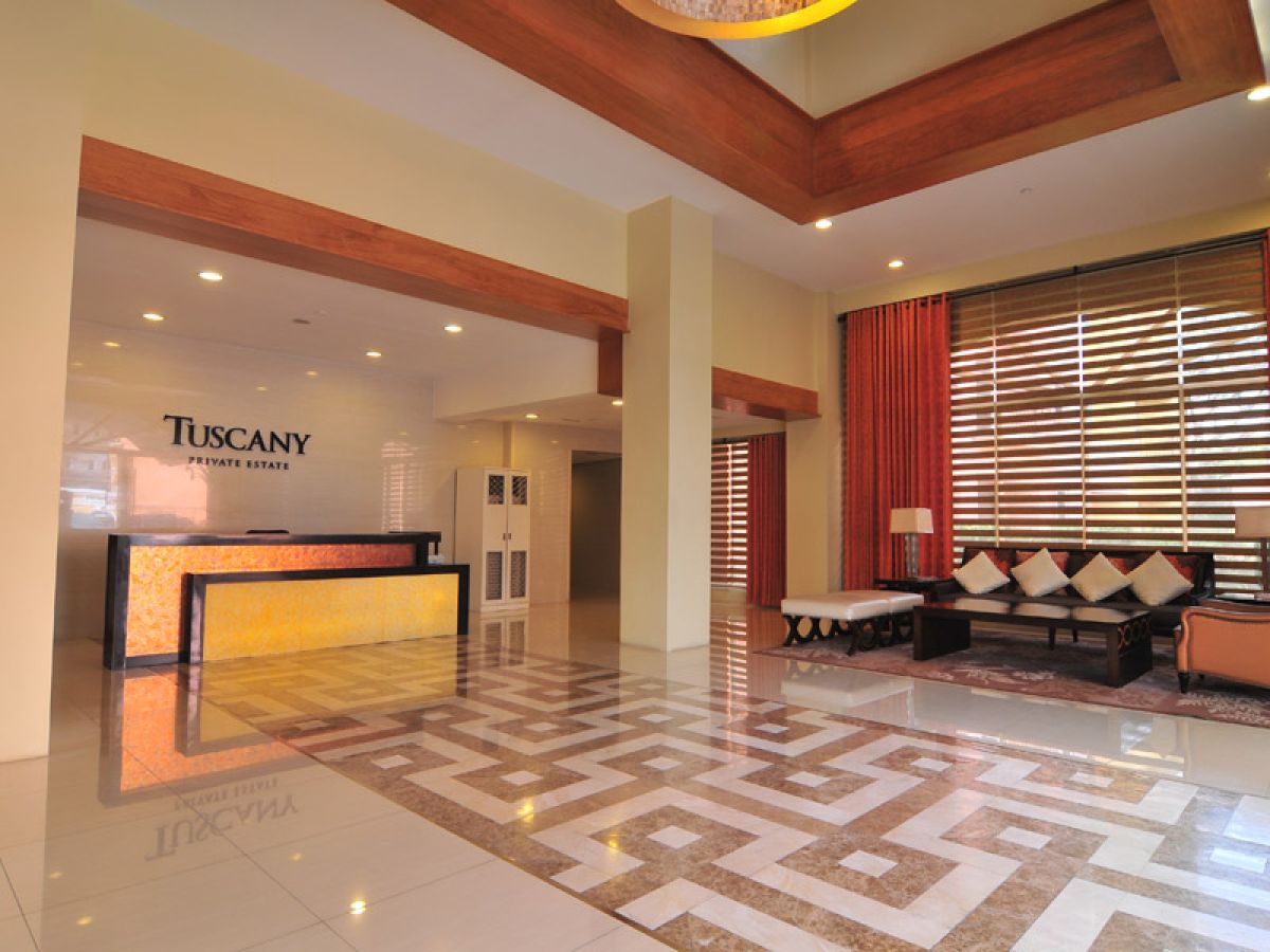 1 Bedroom Loft Type  Tuscany Private Estates McKinley Hill For Rent09