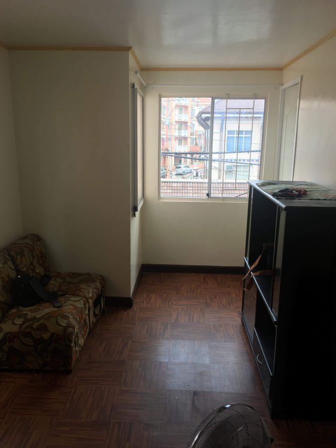 San Benissa Condo 1 bedroom unit with parking 11k near S&R and SM Fairview.02