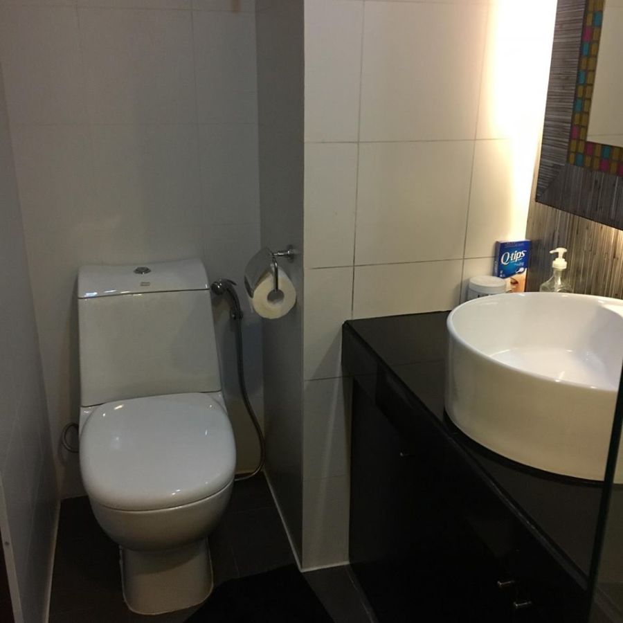 "KL Tower - Studio, Furnished with Balcony, 35 sqm, Makati City"05
