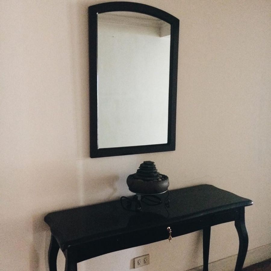 "For Rent Lease: Rizal Tower, 3 Bedroom, Semi furnished w parking, 286sqm"04