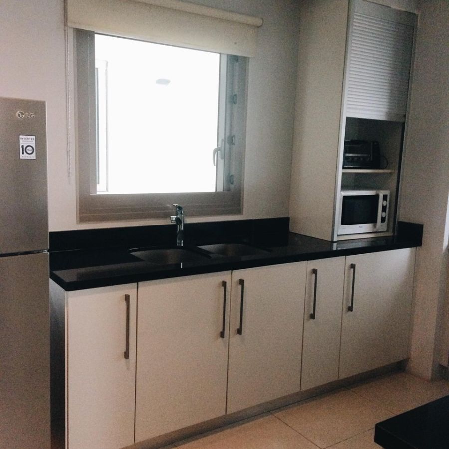 "For Rent Lease: TRAG, 2 Bedroom, Furnished w Parking, 123 sqm, Makati City"02
