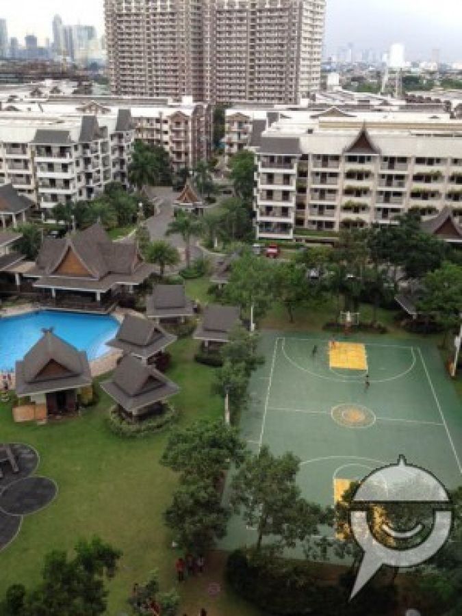 2BDR Condo with parking - Royal Palms03