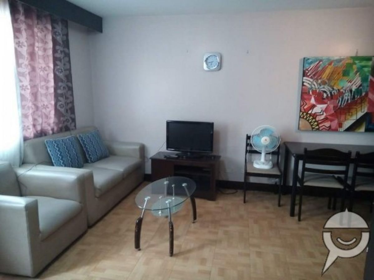 spacious condo near trinoma05
