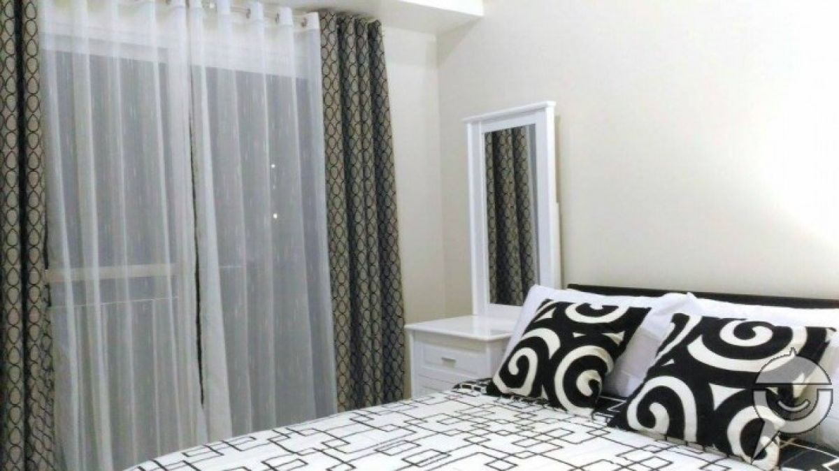 Cozy Condo at Wind Residences04