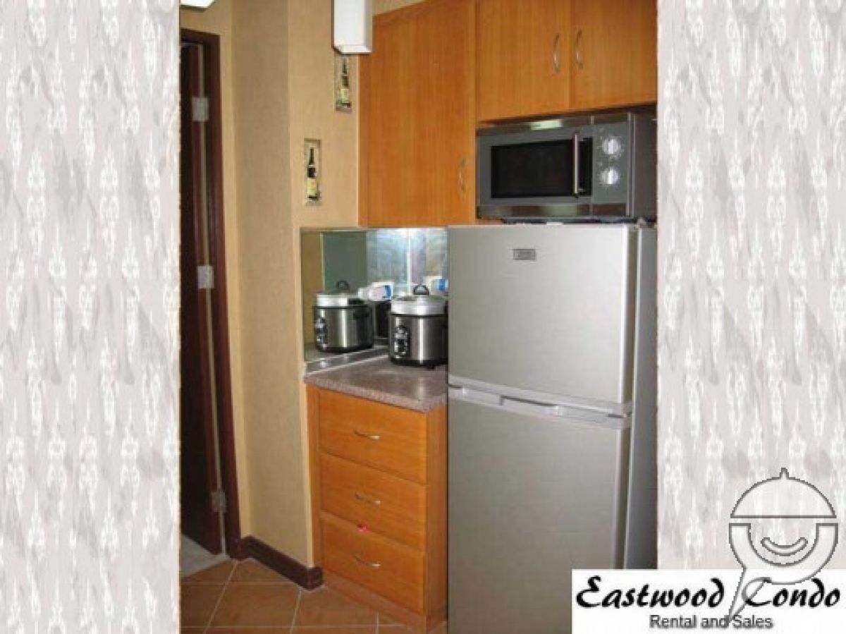 "FURNISHED 1 BEDROOM CONDO FOR RENT IN EASTWOOD, QUEZON CITY"07