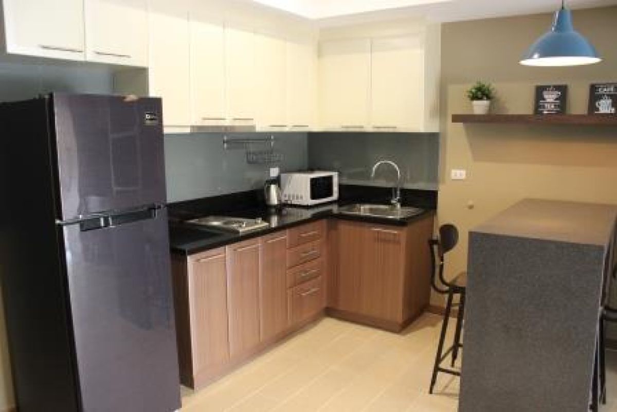 Venice Studio Apartment With Balcony and Parking For Rent04