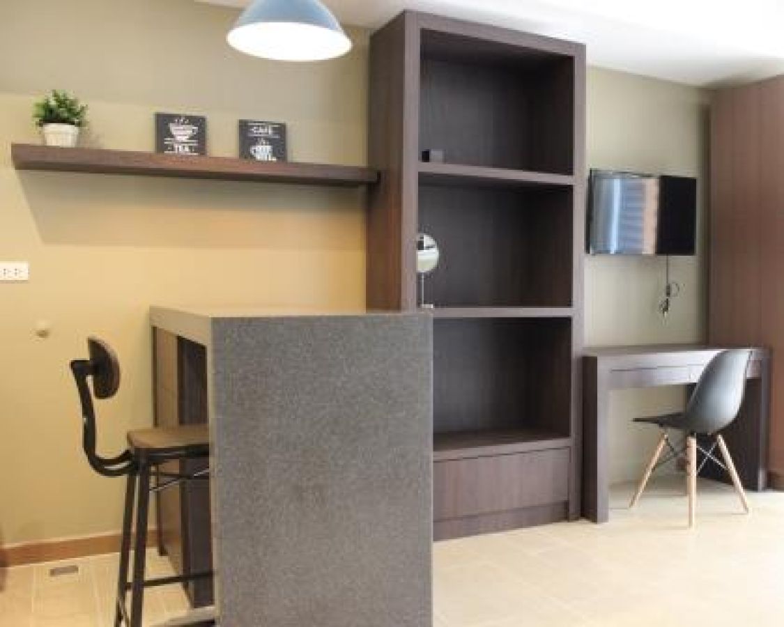 Venice Studio Apartment With Balcony and Parking For Rent05