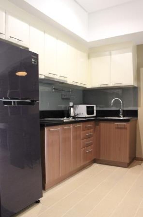 Venice Studio Apartment With Balcony and Parking For Rent07