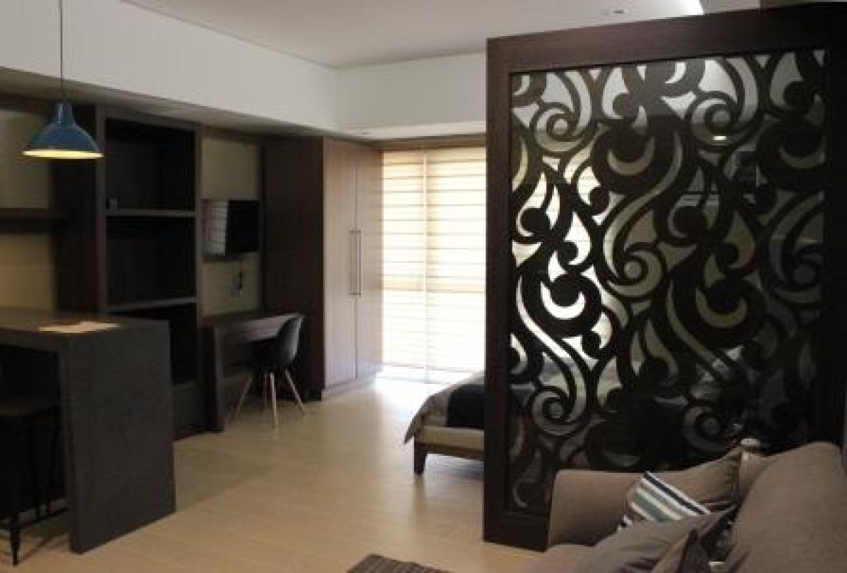 Venice Studio Apartment With Balcony and Parking For Rent09