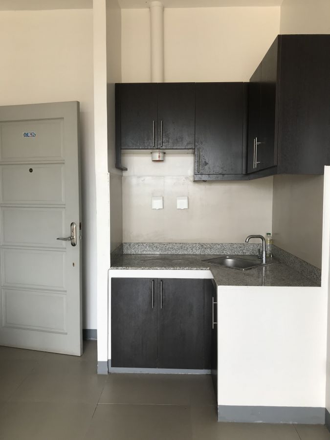 "2 bedroom For Rent at Lahug, near IT Park"06