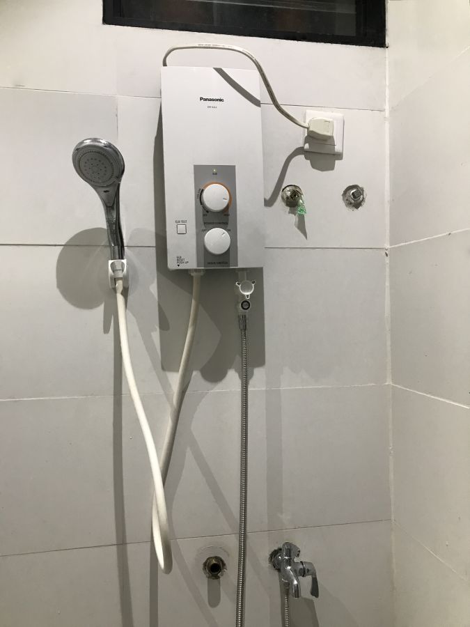 "1 bedroom For Rent at Lahug, Cebu in One Barrel"10