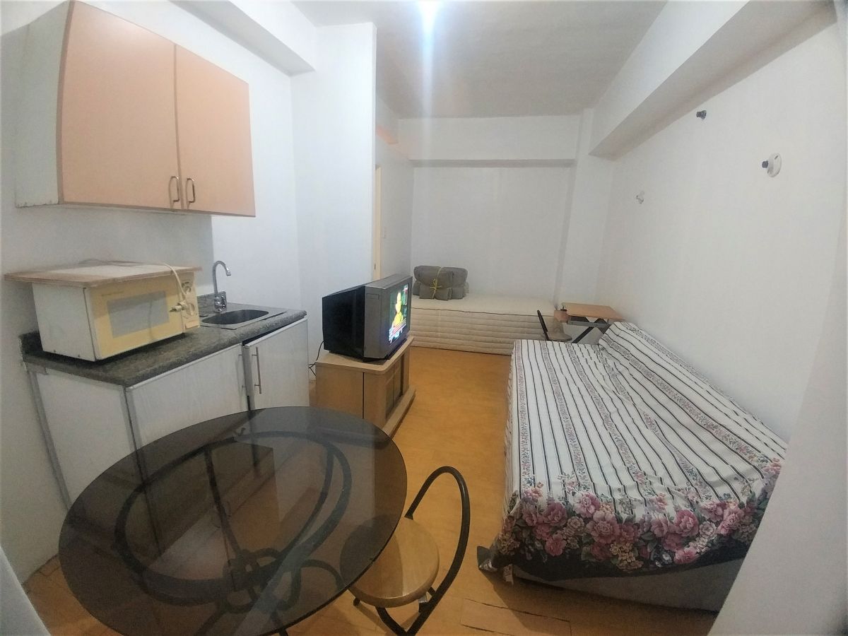 Condo Unit with 1 Bedroom for Lease in front of DLSU Manila06